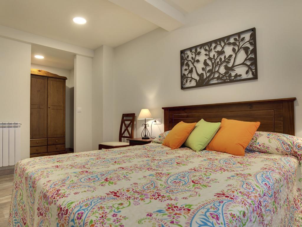 Apartamentos La Jasa Arguedas Dış mekan fotoğraf